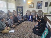 دیدار مشاور ویژه رییس بنیاد شهید کشور با خانواده شهدای کرمان