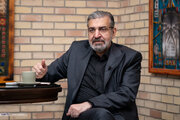 صادق خرازی: پزشکیان گلیم نخنمای فرش عشرتخانه را بیرون کشیده است/ در میان رؤسایجمهور، مظلومتر و صبورتر از او نداشته و نداریم